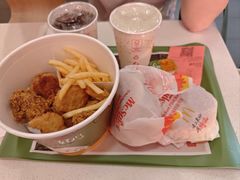 -麦当劳(乳山路店)