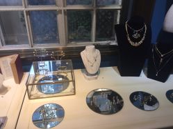 -HeyJewel全球独立设计师原创首饰集合店