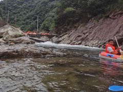 -安吉龙王山峡谷漂流