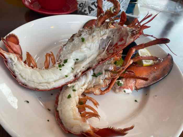 red lobster 红龙虾(三里屯店)-"好像也是家美国的西餐开到国内了,既