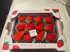 -果松木炭酸菜铜火锅·外婆参鸡汤