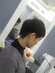-DL HAIR SALON