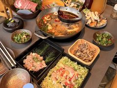 -楠小云·云南鲜菌·鲜牛自助火锅(九眼桥店)