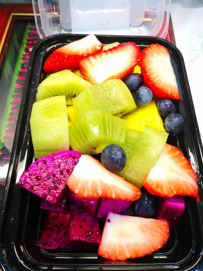 果腿儿鲜果切(中关村bj06店)-"点的外卖,外面下雪了,不想出门,又突然