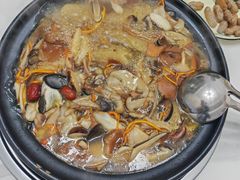 -野菌王•养生汤锅•野生菌火锅(大理漾濞路店)