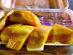 -芒果糯米饭摊子