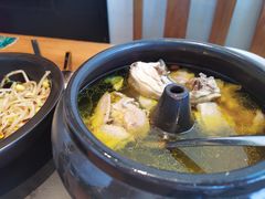 云南经典汽锅鸡-云海肴·汽锅鸡·云南菜(苏州中心店)