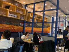 -小镇大厨新概念复合中餐厅(万达广场大连高新店)