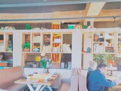 -70后饭吧(府河街店)