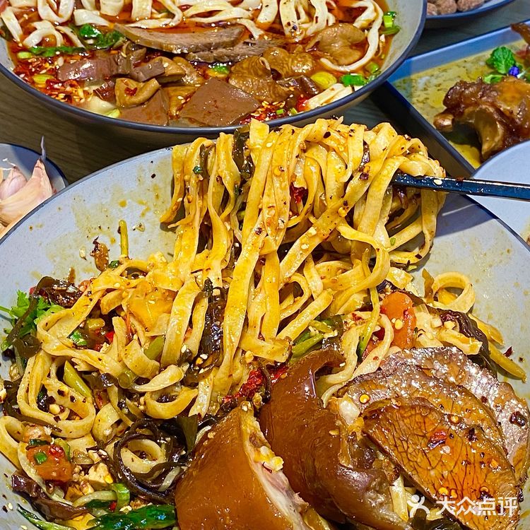 合肥美食｜首家拖刀面🍜20多种浇头随意加