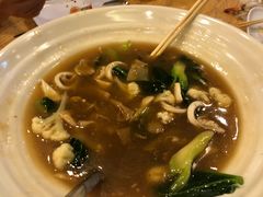-J Daeng Seafood