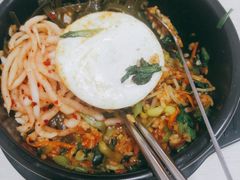 -拌来拌去石鍋拌飯(文鼎店)