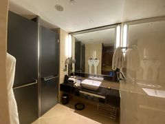 -广州天河希尔顿酒店