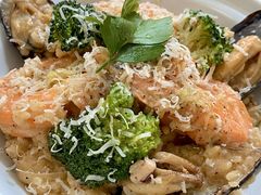 -翠娜家· Trina’s西餐厅(高新万达店)