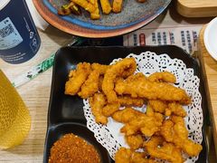 -花馬肆.云南过桥米线(汉神购物广场现场熬汤店)