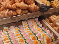 -万利隆(车站店)