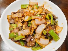 爆炒牛仔骨-红灯笼龙凤饭店(宁波老字号店)