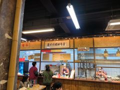 -丽丽三鲜螺蛳粉(田林路店)