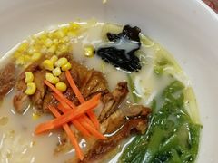 鸡腿米线-灵芝妹子米线(瓦房店新玛特店)