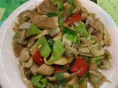 -泸沽肴(泸沽湖大洛水村农村信用社旁店)