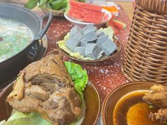 -赵美丽·重庆社区火锅·直营店(火车东站·中豪国际店)