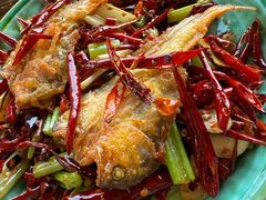 -包整·丝娃娃(一览甲秀楼风景店)