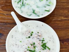蚬肉鸡丝粥-象角群记(华柏店)