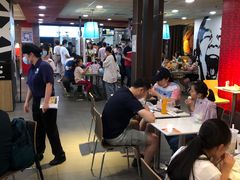 大堂-麦当劳(龙之梦购物中心店)