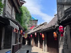 -雪山彩虹谷景区