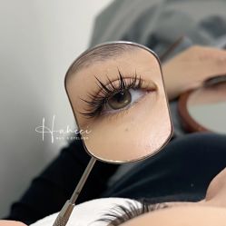 -花岐款式专研健康美甲沙龙