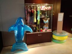 游泳池入口-广州天河希尔顿酒店