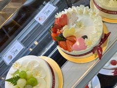 -花花卷卷·鲜食蛋糕(静安久光百货店)