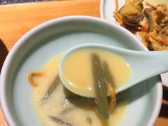 -洪氏嗨捞·广东猪肚鸡·椰子鸡火锅(西咸万象城店)