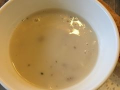 蘑菇忌廉汤-卡朋西餐(较场西路店)
