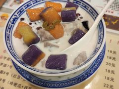 -广信牛奶甜品世家(台东店)