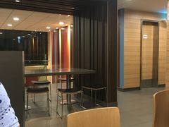 大堂-麦当劳(乳山路店)