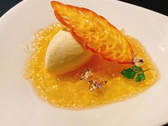 燕窝冰淇淋-wann lounge 低温慢煮牛排·清吧