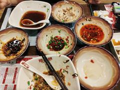 -双燕楼·手工馄饨·汤面小吃(世纪汇店)