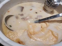 -煲大王猪肚鸡·椰子鸡火锅(红谷滩万达店)