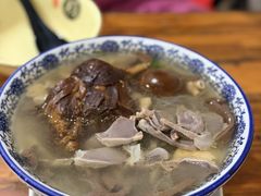 -叶新小吃店(来凤小区总店)