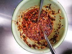 折耳根拌料-左记豆腐圆子店
