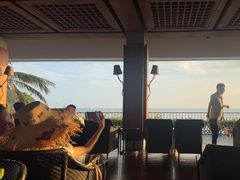 -日落吧·海景咖啡厅·餐酒吧·鸡尾酒·下午茶·乐队表演·浪漫夕阳·三亚文华东方酒店