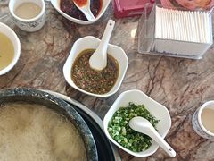 -鲁朗纳麦石锅鸡庄园