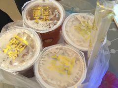 -沪上阿姨鲜果茶(华新大街店)