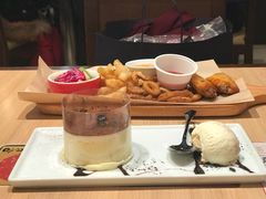 -必胜客(百联又一城店)