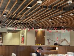 -海底捞火锅鲜切牛肉主题店(长寿路店)