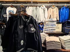 -Hollister(天环广场店)