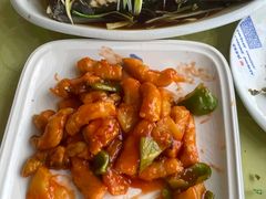 -雪湖煜辰鱼头老店(雪野湖店)