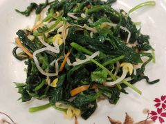 -华英干锅辣鸭头(亚泰大街店)