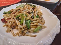 -魏铭鱼头捞饭(晋阳路店)